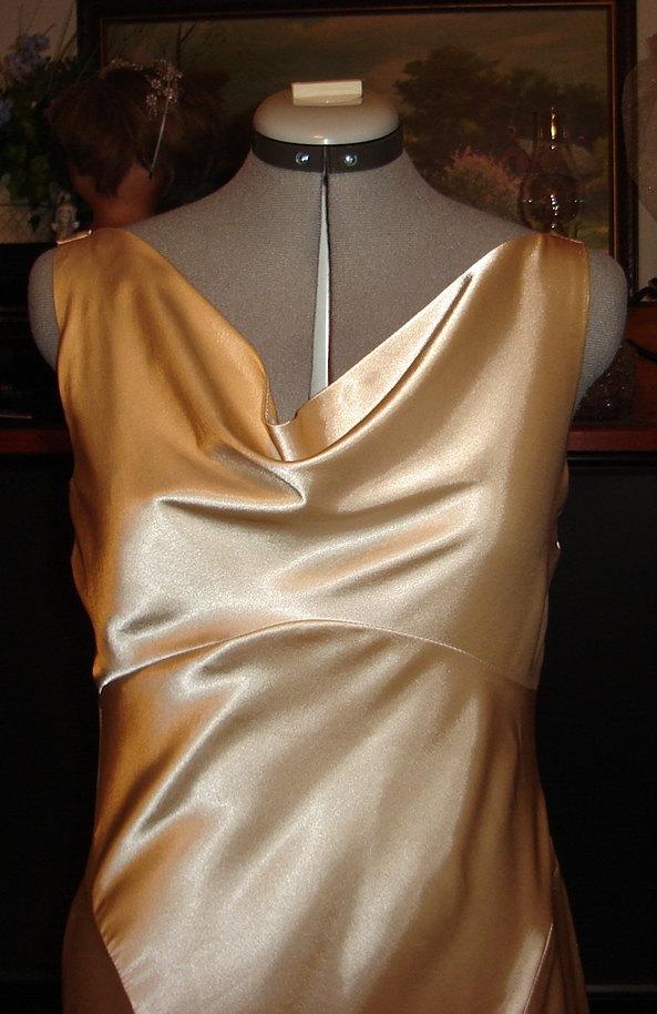 زفاف - Golden Champagne stretch Satin gown