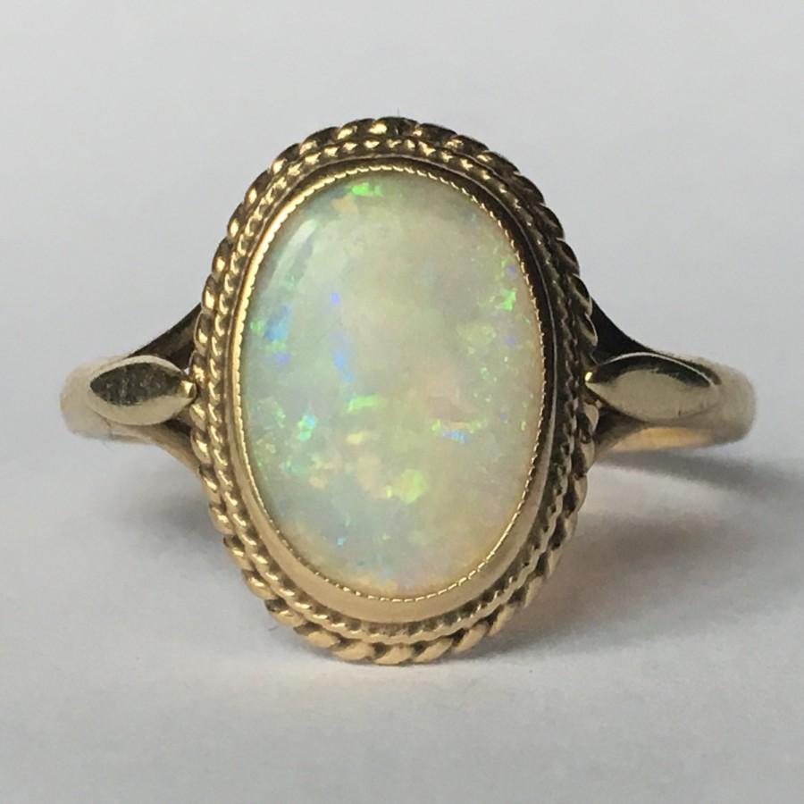 زفاف - Vintage Opal Ring. 2+ Carat Oval White Opal. 9K Yellow Gold Setting. Unique Engagement Ring. October Birthstone. 14th Anniversary Gift.