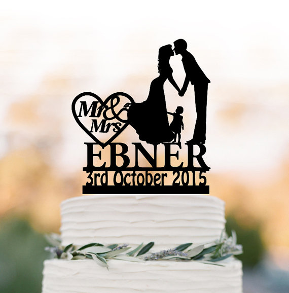 Свадьба - Family Wedding Cake topper with girl, Personalized wedding cake toppers, funny wedding cake toppers with boy bride and groom silhouette