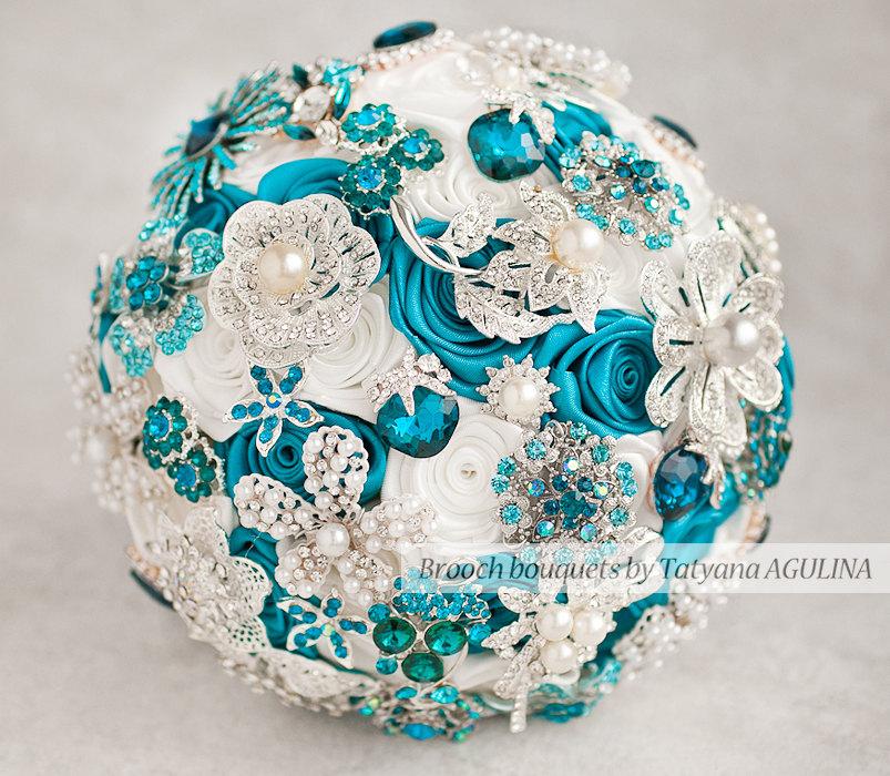 Mariage - Brooch bouquet. Teal and White wedding brooch bouquet, Jeweled Bouquet. Made upon request
