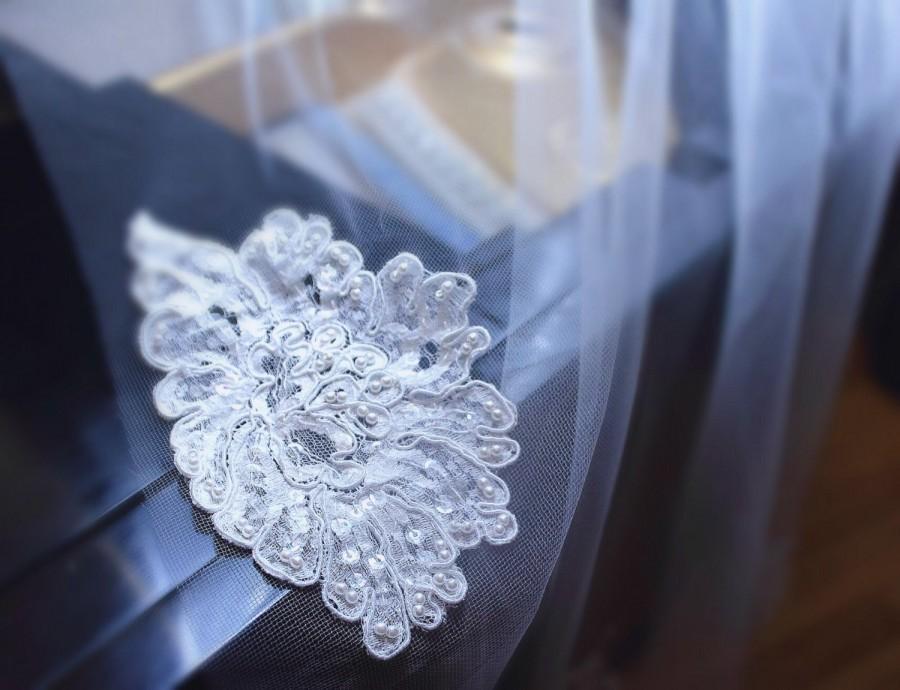زفاف - Wedding Veil-Waltz Length Veil with Alencon Lace Appliques