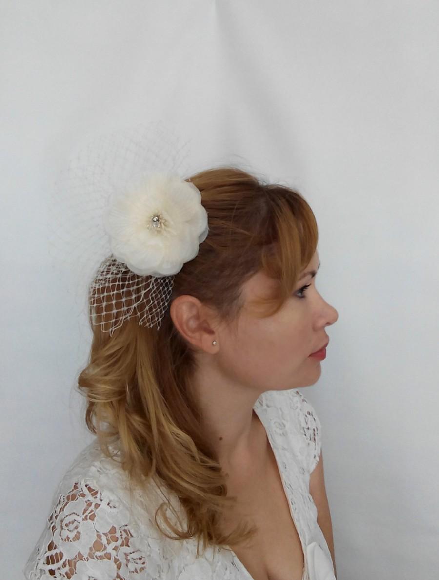 زفاف - Fascinator Veil Clip, Ivory hair Flower, Bridal Fascinator, Wedding Fascinator, Ivory Fascinator