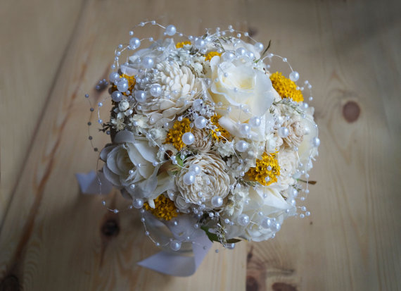 Wedding - Bridal Bouquet, Artificial Flowers, Sola Flowers, White linen,Dried Flowers, White Beads, Glamour Wedding, Romantic Weddings Hollywood Chic