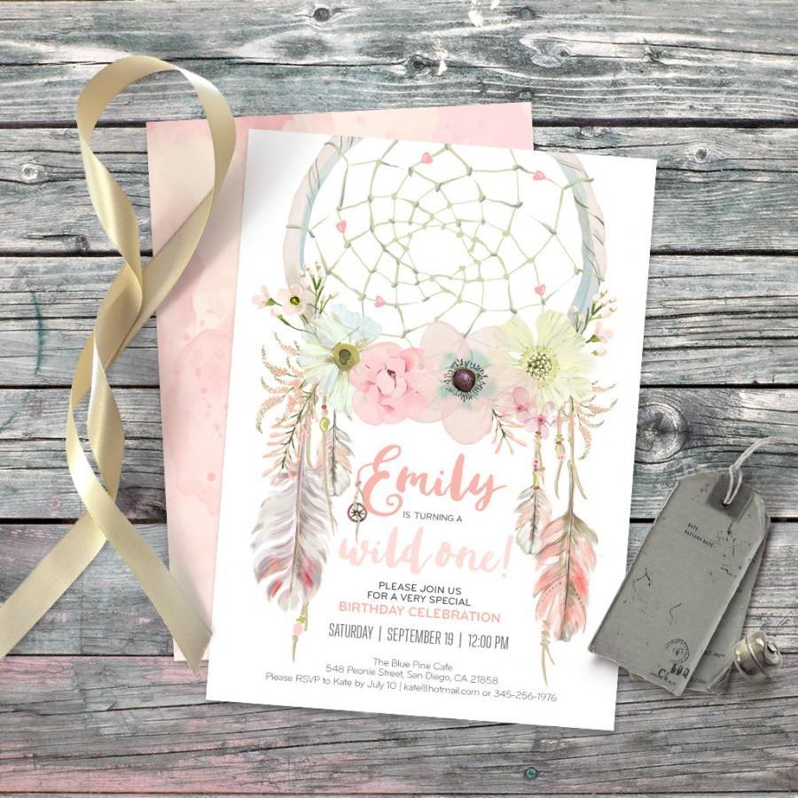 Mariage - Dreamcatcher boho wild one 1st birthday invitation. Digital files. Feathers, dream catcher, pastel. First B-Day. Customised by me. 012CMP
