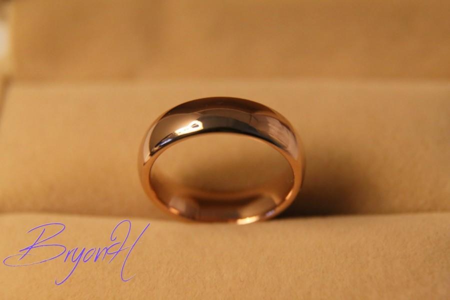 Mariage - Rose Gold, Tungsten Carbide Rings for Men and Women, Rose gold Tungsten Wedding Band, her promise ring, 6MM 4MM, her anniversary ring