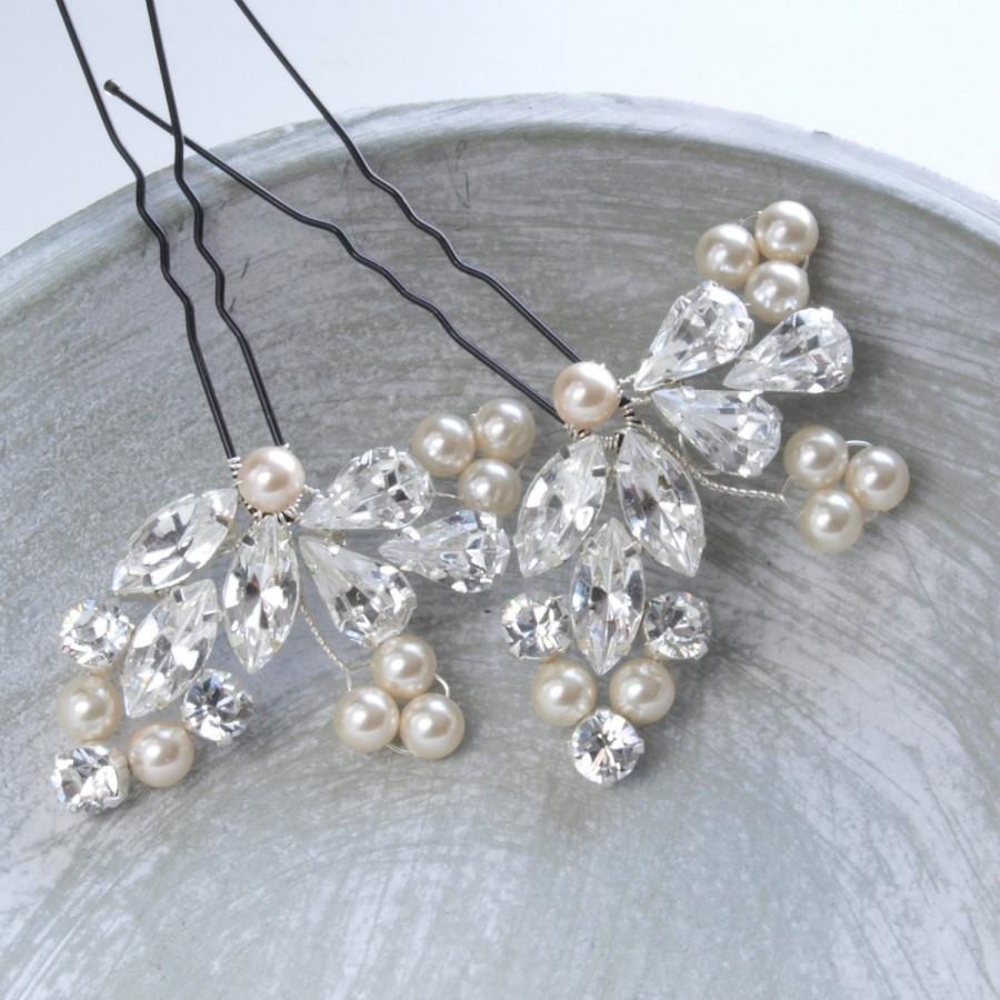Свадьба - Crystal Diamante Pearl Bridal Hair Pin Leaf Floral Wedding Hair Accessories Bridesmaids Hair Clip Handmade Etsy UK
