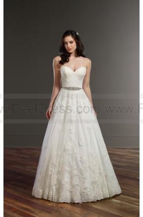 Свадьба - Martina Liana Soft A-Line Wedding Dress With Sweetheart Bodice Style 879