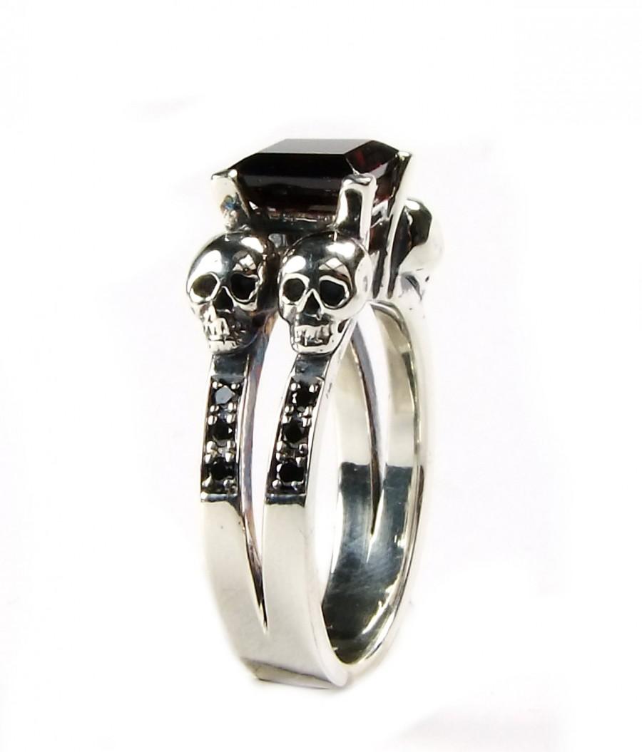 Hochzeit - Skull Ring Skull Engagement Ring Black Diamond Ring Blood Red Garnet Ring Goth Engagement Ring Natural Gemstone Women Memento Mori All Sizes