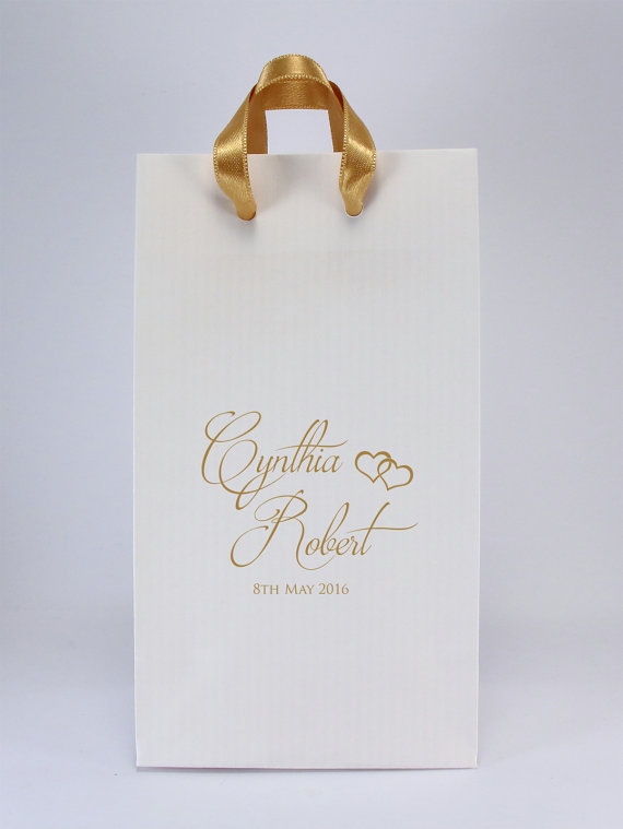 زفاف - Wedding Favor Bags with Handles - Personalized White Paper Gift Bags with Couple's Names and Wedding Date - SMALL Wedding Paper Bags