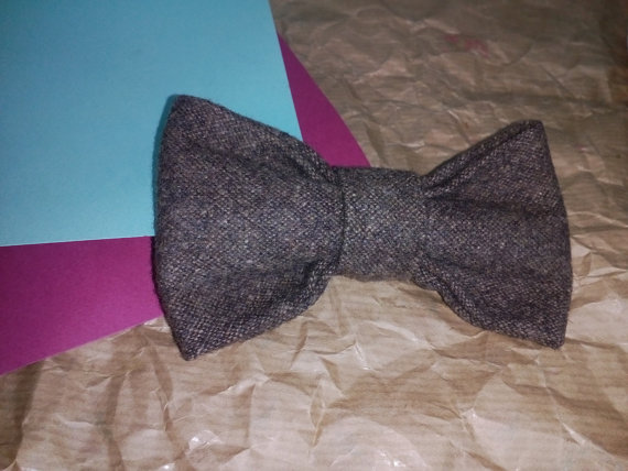 Mariage - Valentines day gift Mens bow tie Brown wool bow tie Husband gift Gift for men Bow tie for men Boyfriend gifts Gift him Valentine's day bnhy