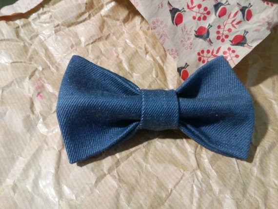 Свадьба - Mens gift Gift for him Denim bow tie Gift for boyfriend Gift for father Gift for husband Anniversary gift for him Holiday gift Gift for boys