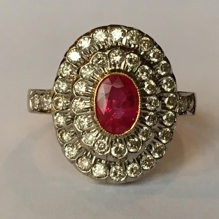 Mariage - Vintage Ruby Ring. Diamond Halo. 18K Solid Yellow Gold Setting. Unique Engagement Ring. July Birthstone. 15th Anniversary. Estate Jewelry.