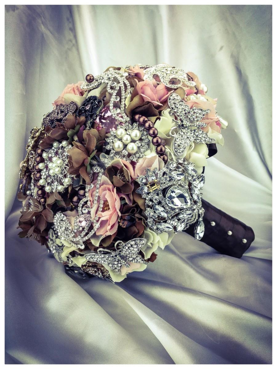 Mariage - BROOCH BOUQUET. Chocolate Blush Ivory Vintage Elegant Bridal Swarovski Bling Crystal Diamond Rhinestone keepsake broach bouquet . DEPOSIT