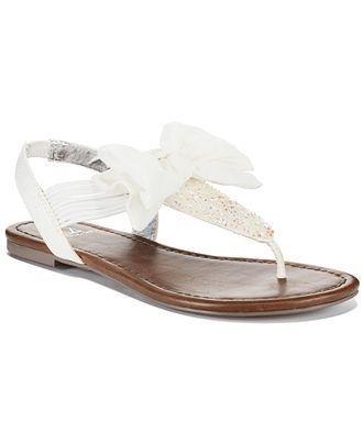 زفاف - Material Girl Swan Flat Thong Sandals, Only At Macy's
