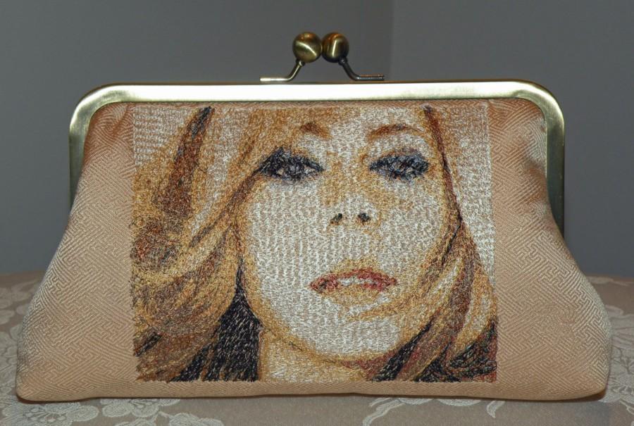 زفاف - Mariah Carey Clutch Bag Purse Embroidered Silk Golden Peachy Tan Kimono Fabric..Wedding/Bridal Gift..