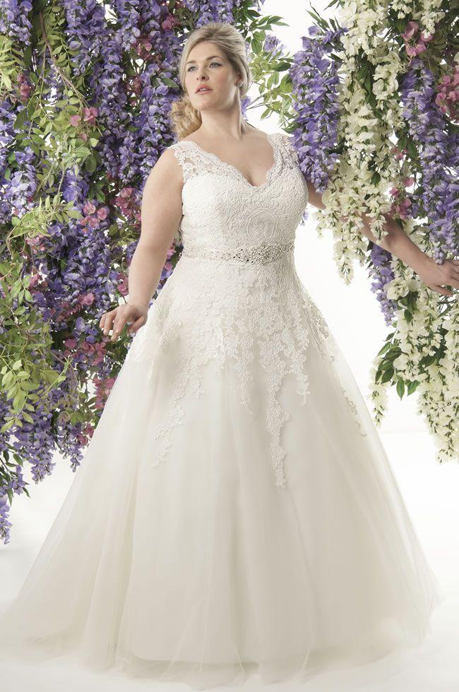 زفاف - Curvy Brides Will Love This Romantic Lace Collection From Callista!