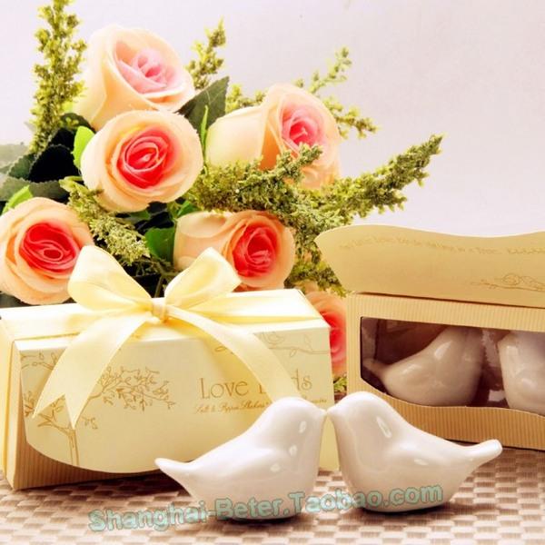 Wedding - Beter Gifts®  Love Birds Salt and Pepper Shakers Wedding Door Gifts TC007