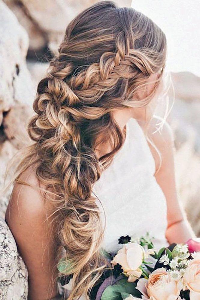 18 Chic And Easy Wedding Guest Hairstyles 2647128 Weddbook