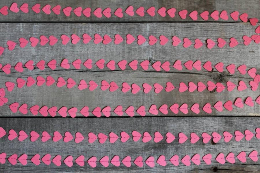 Mariage - Pink Heart Wedding Garland, Hot Pink Bachelorette Party Decorations, Paper Hearts Baby Shower, Bridal Shower Decor, Photo Booth Backdrop,