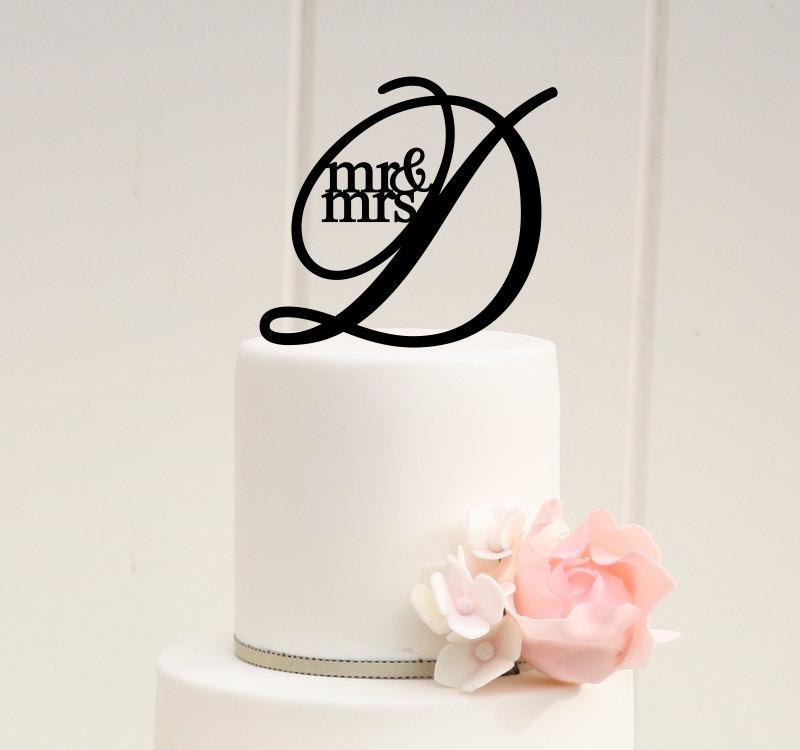 زفاف - Mr and Mrs D Monogram Wedding Cake Topper - Bridal Shower Cake Topper - 0052