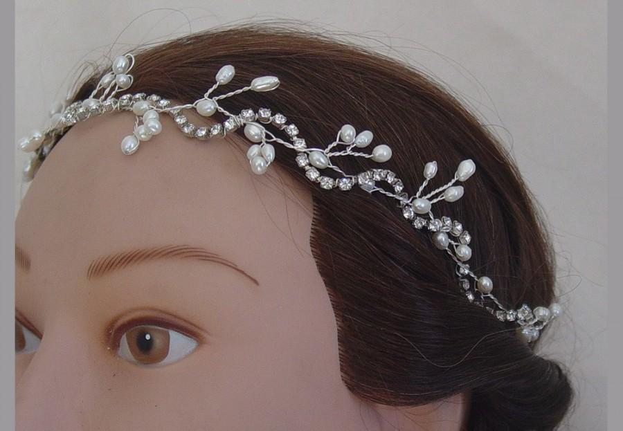 Hochzeit - Pearl bridal hair vine wrapped in rhinestone