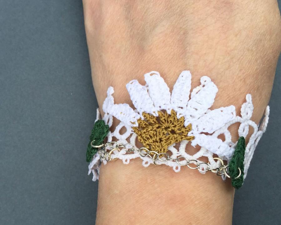 زفاف - White tatting bracelet, crochet daisy flower, Bridal jewelry, Frivolite, Weddings,  Bridesmaids' Gifts, Unique bracelet, Chic accessory