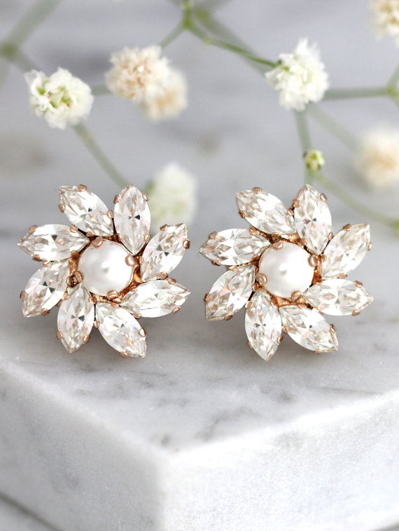 Hochzeit - Bridal Pearl Earrings, Bridal Earrings, Bridal Clear Crystal Earrings, Swarovski Crystal Earrings, Bridesmaids Earrings,Cluster Pearl Studs