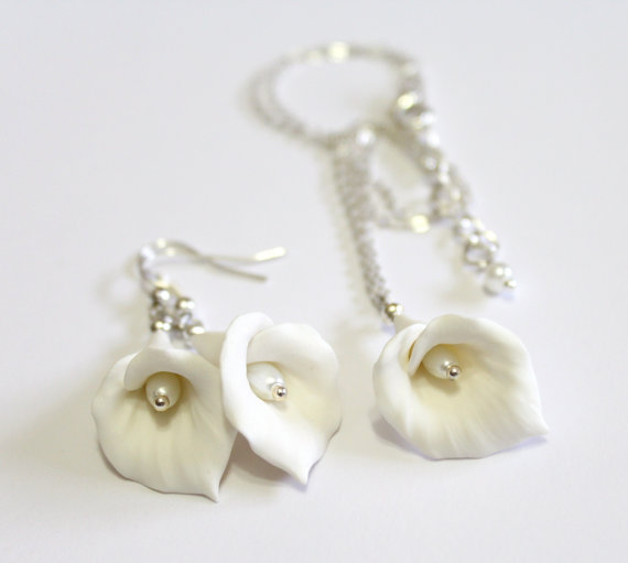Hochzeit - White Calla Lilies Set - Calla Lilies Jewelry Set - Gifts - White Calla Lilies Bridesmaid, Necklace, Bridesmaid Jewelry Set
