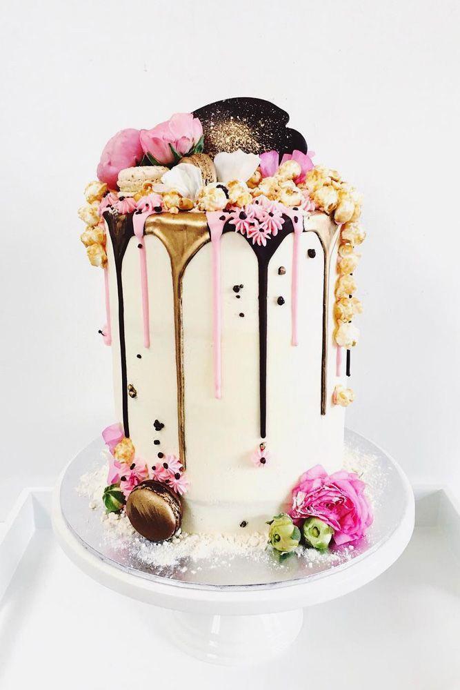 Hochzeit - Delicious And Trendy Drip Wedding Cake