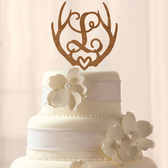 Mariage - Any Letter! Wood Deer Antler Initial cake topper