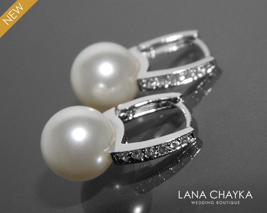 Свадьба - White Pearl Bridal Earrings Pearl CZ Leverback Wedding Earrings Swarovski 10mm Pearl Silver Earrings Bridal Pearl Earring Bridesmaid Jewelry