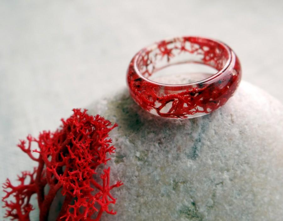 زفاف - Blood red moss ring Nature rings Nature necklace Resin rings alternative engagement ring Lichen ring Vampire ring gothic ring Terrarium ring