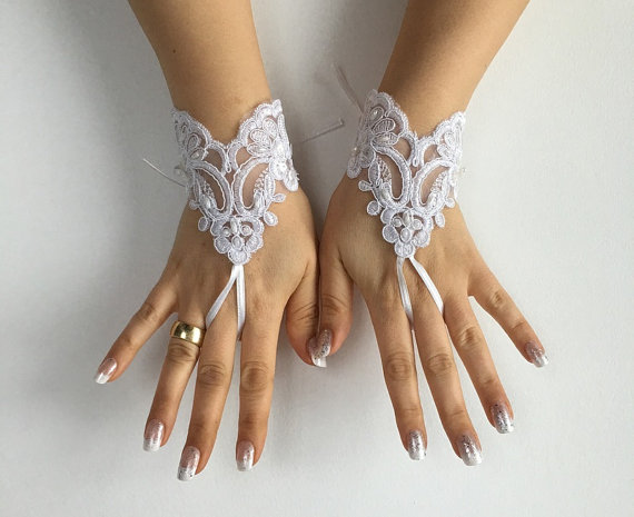 Hochzeit - FREE SHIP White lace cuff Wedding gloves bridal gloves lace gloves fingerless gloves french lace gloves,handmade
