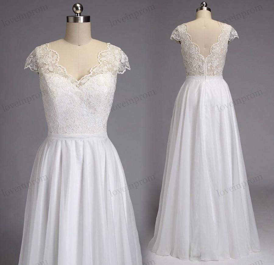 Mariage - Vintage lace beach wedding dress, boho wedding dresses, summer wedding dress,cap sleeves bohemian chiffon bridal gown,V-back lace dress