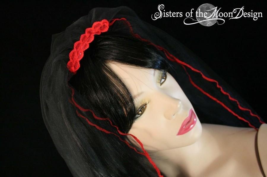 Hochzeit - Bridal veil black red two layer Wedding bells at midnight gothic goth costume dark romantic romance -- Sisters of the Moon