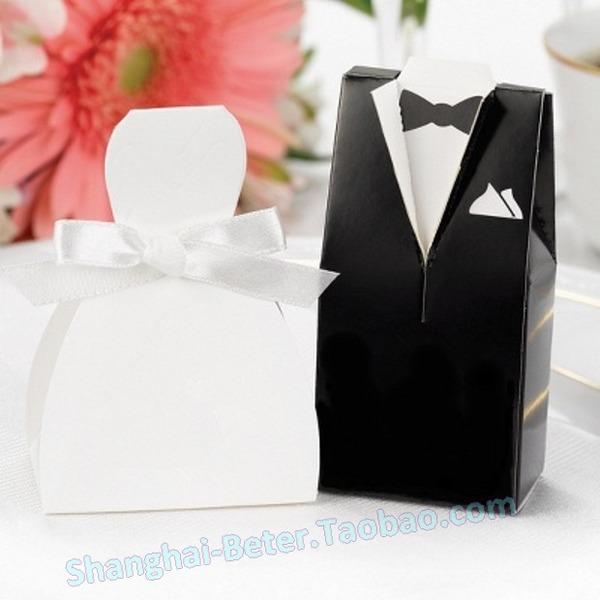 Hochzeit - Beter Gifts® Wedding Dress & Tuxedo Favor Boxes BETER-TH018