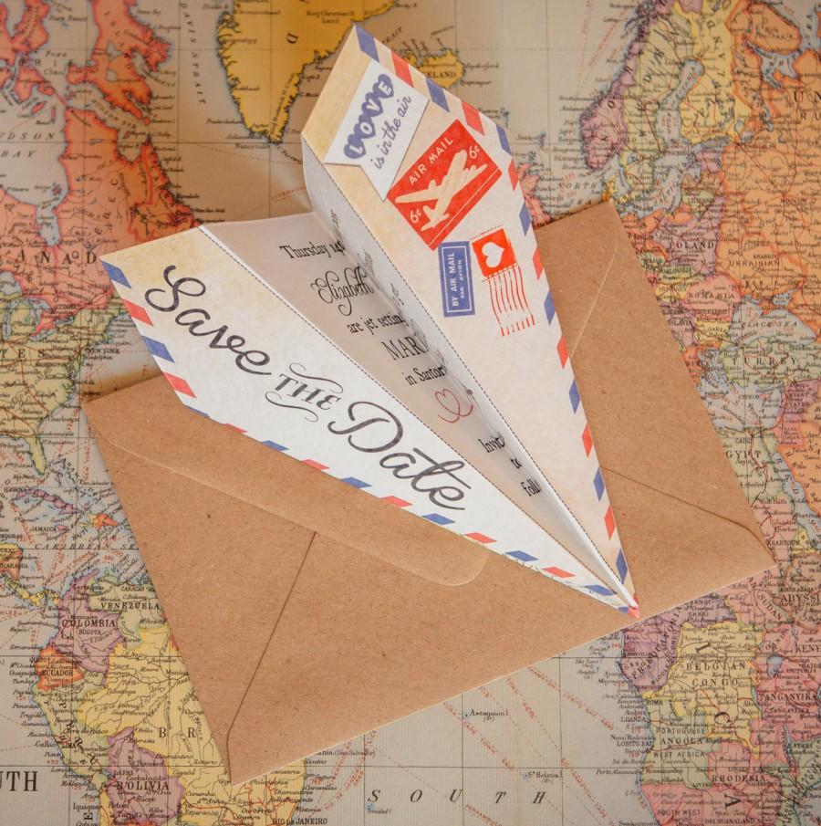 Hochzeit - DIY Printable Vintage Airmail Save the Date Paper Airplane