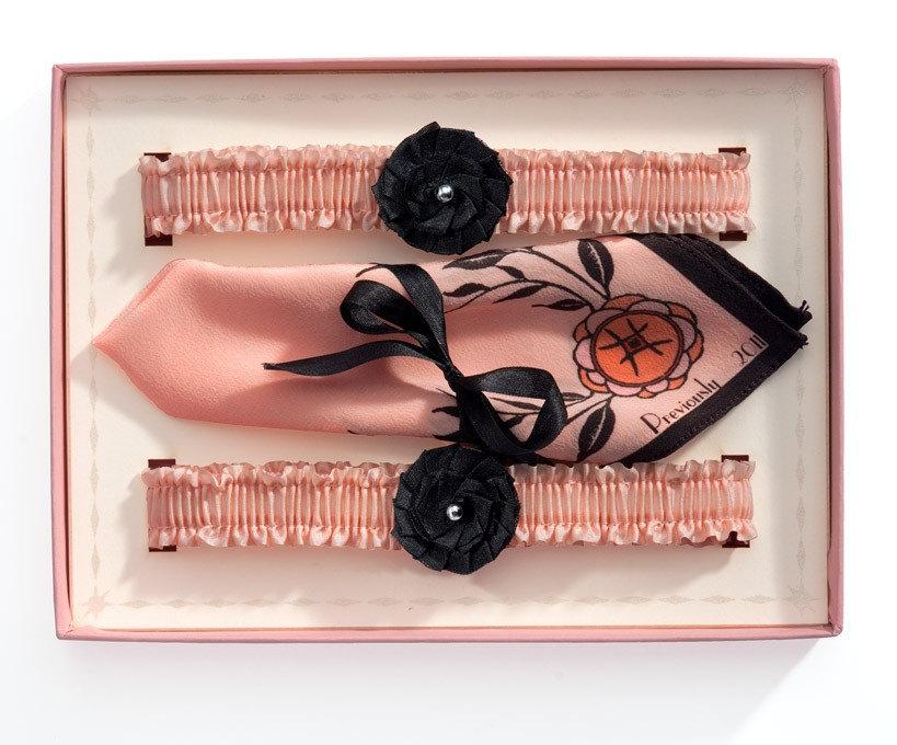 Mariage - Pink Silk Garters, Boxed with Handkercheif