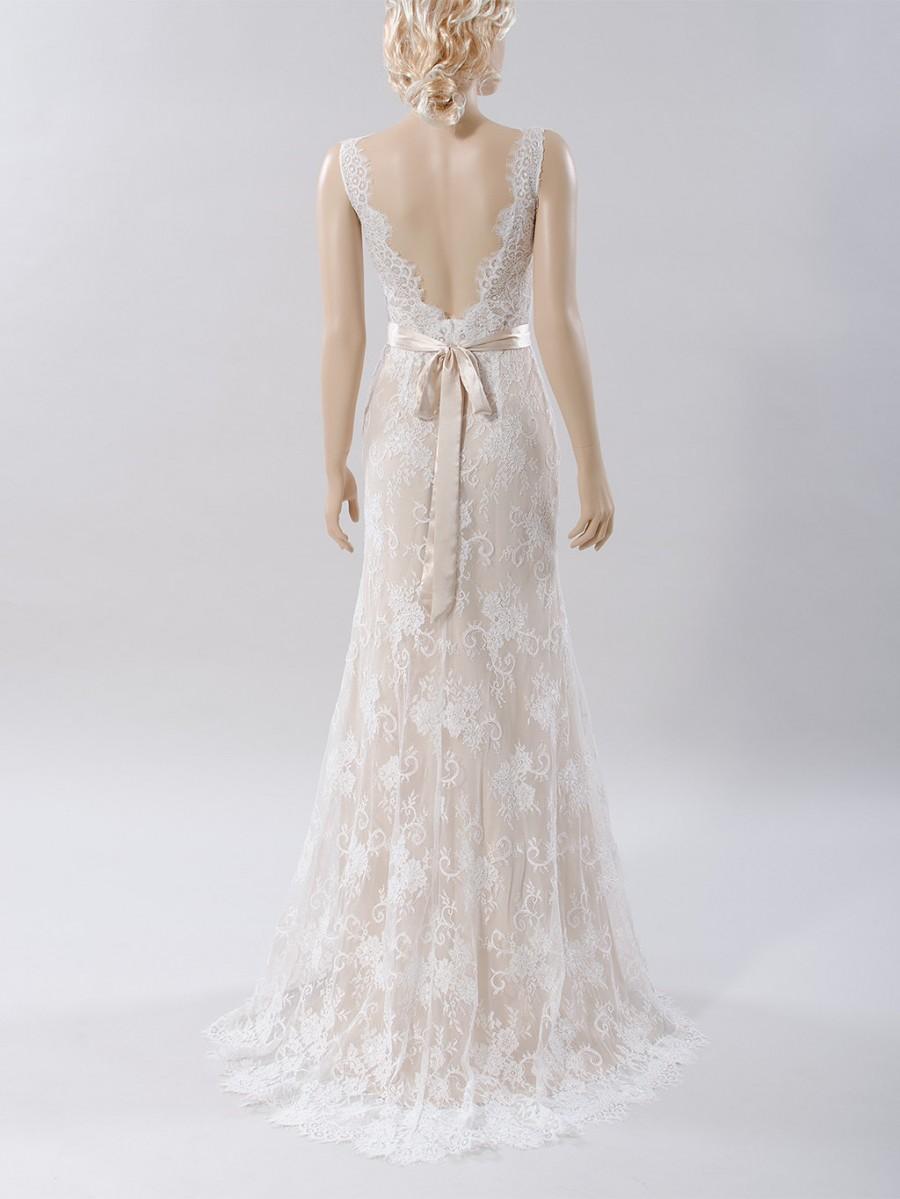 Wedding - Lace wedding dress, wedding dress, bridal gown, sleeveless V-back mermaid dress