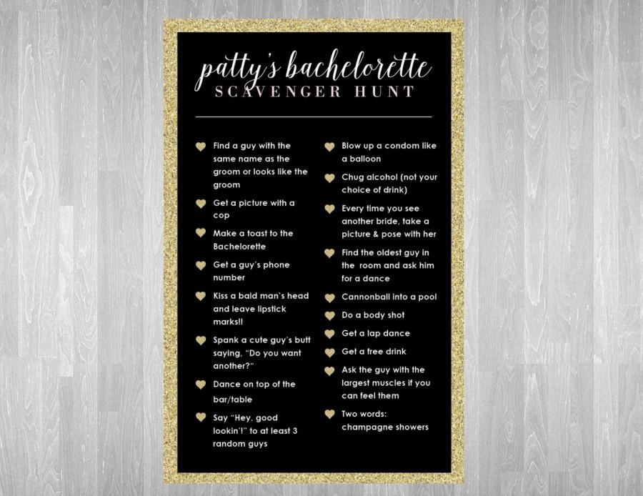 Mariage - Custom Bachelorette Party Scavenger Hunt 5.5x8.5 Card Printable - Black and Gold