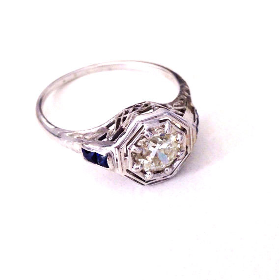 زفاف - Art Deco diamond engagement ring. 14K white gold diamond ring. 1930's Art Deco ring. Nearly antique engagement ring.