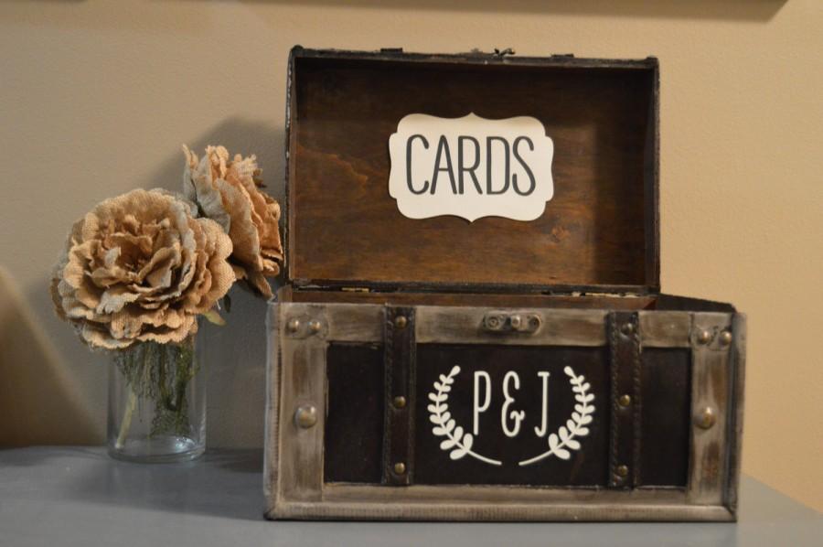 زفاف - Rustic Card Box Holder for weddings, Large , Rustic Weddings Card Box with initials, Rustic Trunk Wedding Box with Custom Initials B1B
