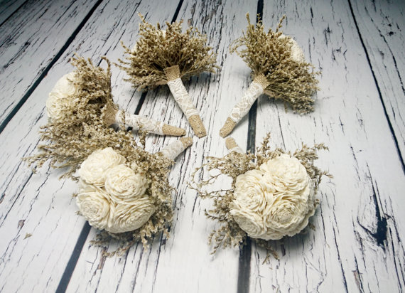Mariage - Small cream rustic wedding SET of 5 BOUQUETS Ivory Flowers, dried limonium, Burlap Handle, Flower girl, Bridesmaid, vintage brown small toss