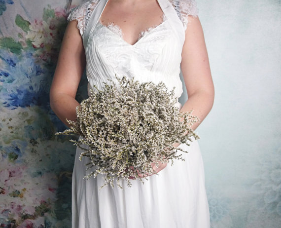 Hochzeit - Medium dried flowers bouquet, rustic wedding BOUQUET, dried limonium, baby's breath, Burlap, Bridesmaids, vintage brown custom, small toss