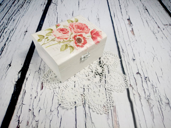 Hochzeit - MADE ON ORDER Decoupage wooden trinket box bridesmaid gift personalised white red flowers poppies wedding decoupage small box gift for her