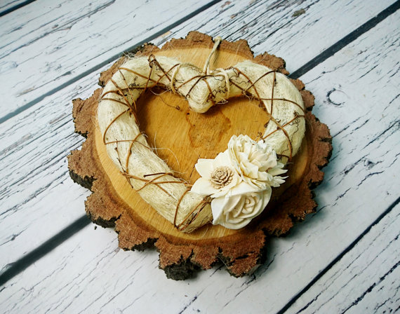 Mariage - Rustic style heart wreath with sola flowers centrepiece table hanging decor cream brown wedding