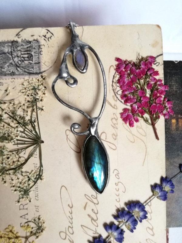 Mariage - Labradorite Necklace, Heart pendant, Artistic Necklace, statement necklace,Bohemian Hand Made,Gift for her,Rustic, Love Jewelry,wedding gift