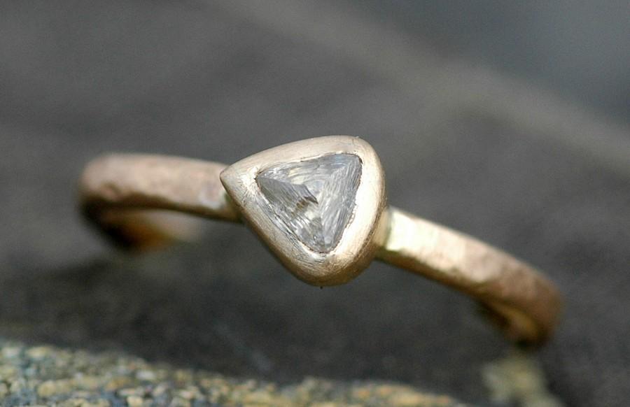 زفاف - Transparent Rough Diamond in 14k or 18k  Recycled Gold Ring- Custom Engagement Ring Rough Uncut Stone