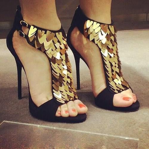 Mariage - Gold Embellished Sequin High Heeled Formal Sexy Womens Wedding Shoe Sandal