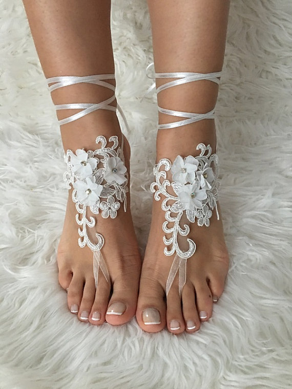 Hochzeit - Beach wedding barefoot sandals FREE SHIP 3D floral sandals, ivory Barefoot , french lace sandals, wedding anklet,